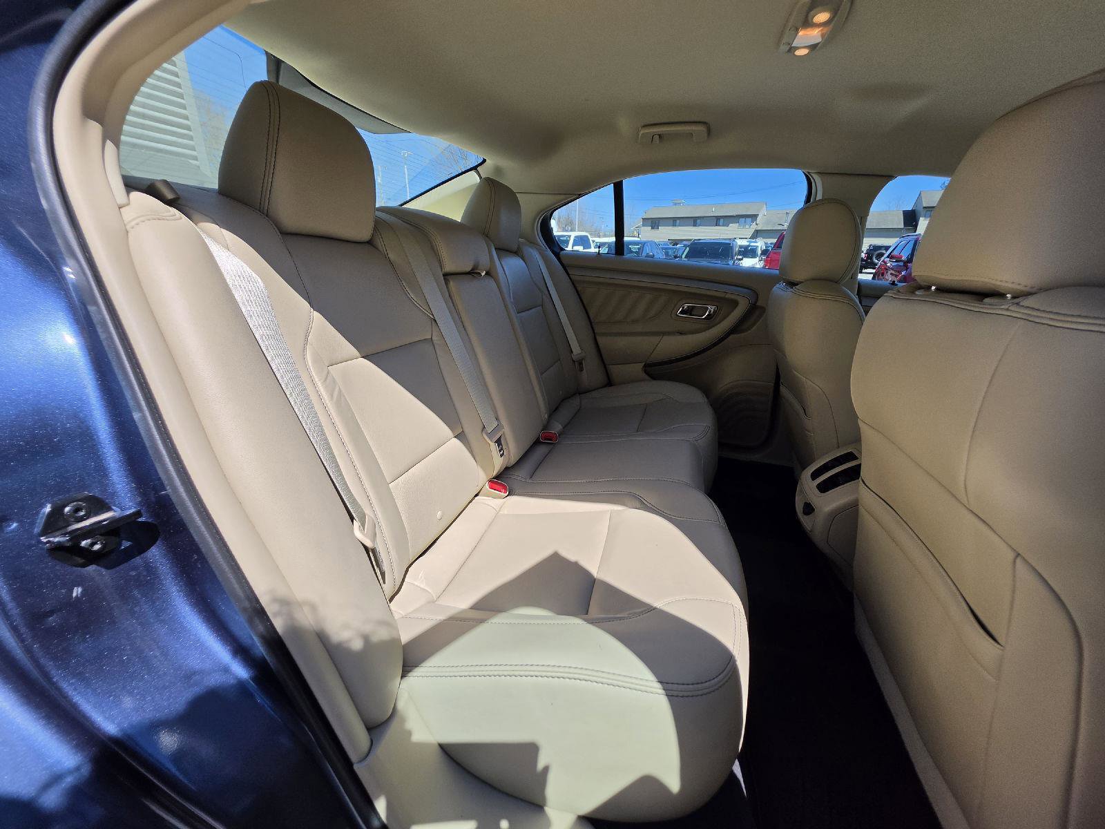 Used 2018 Ford Taurus SEL w/ Equipment Group 201A image 15