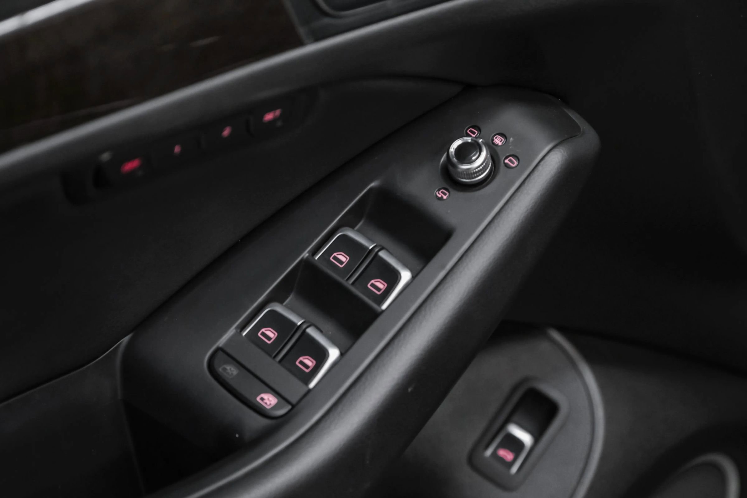 Used 2016 Audi Q5 2.0T Premium Plus w/ Technology Package image 39