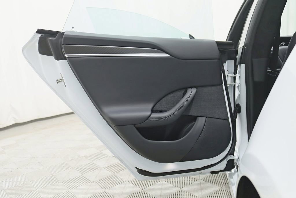 Used 2023 Tesla Model S Plaid image 38