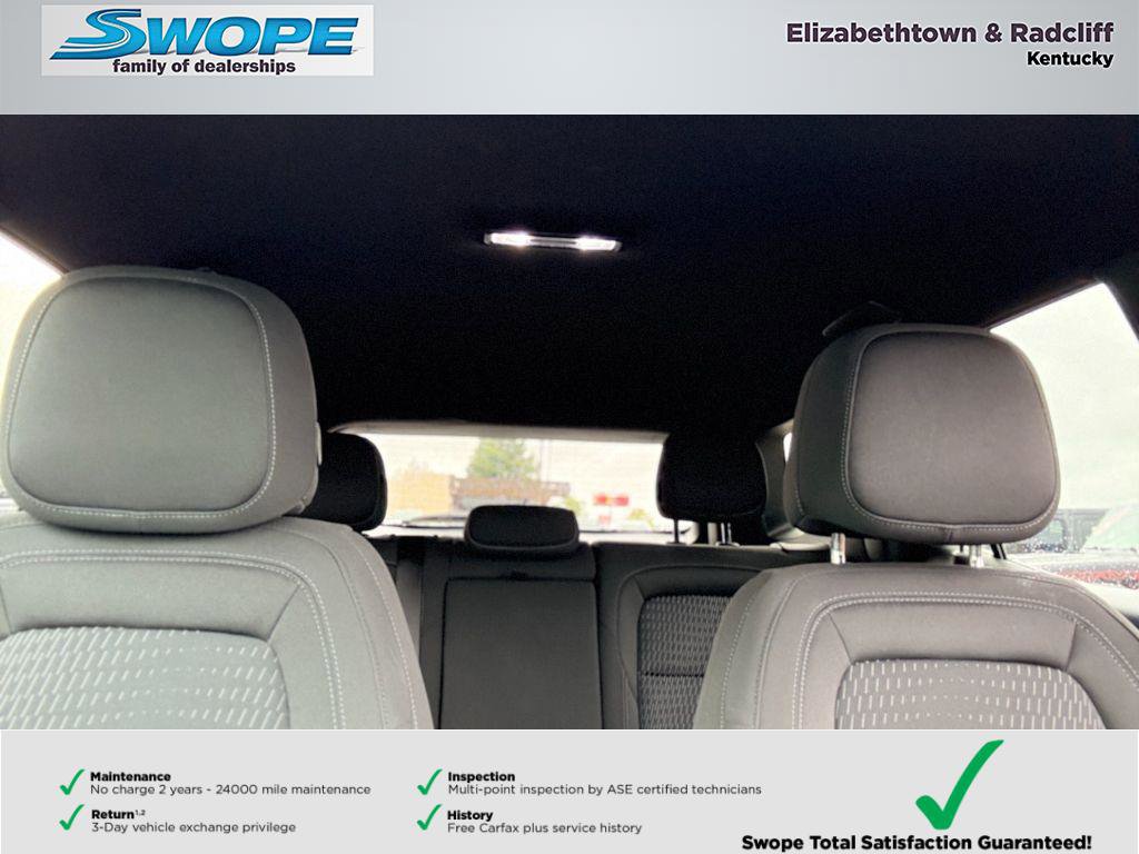 Used 2025 Chevrolet Equinox LT image 2