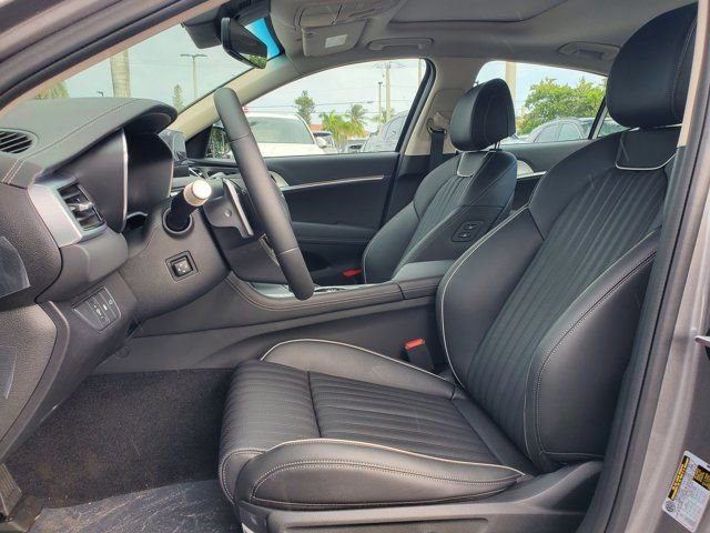 New 2026 Genesis G70 2.5T image 12