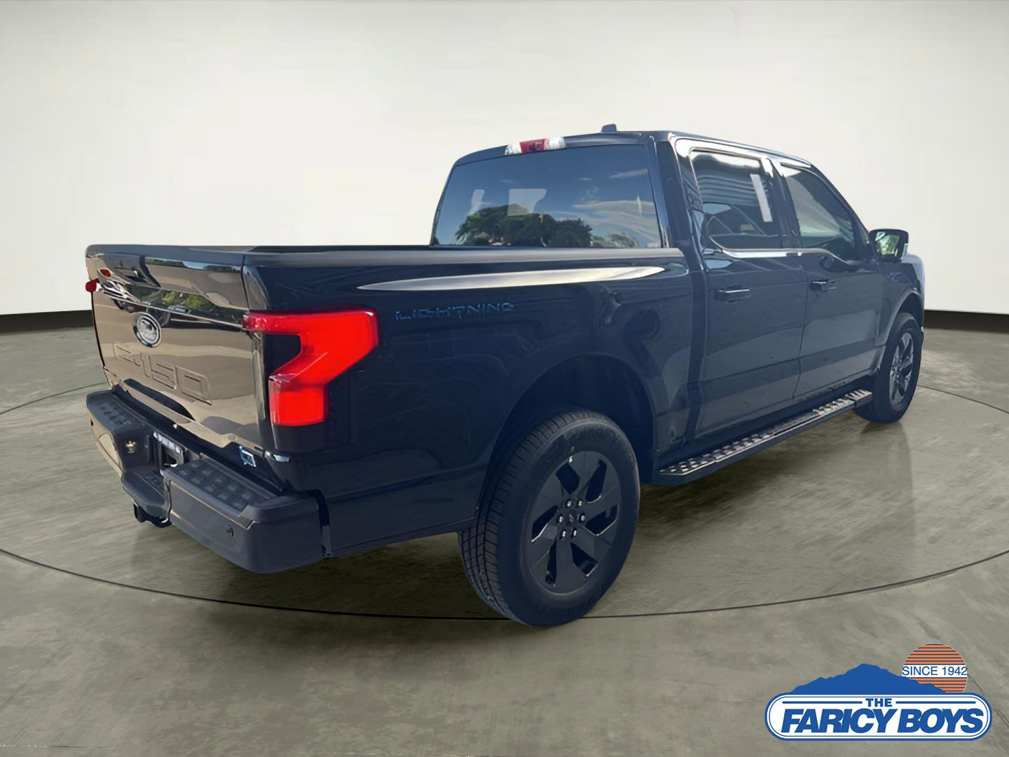 New 2025 Ford F150 Lightning Flash AWD/4WD image 4