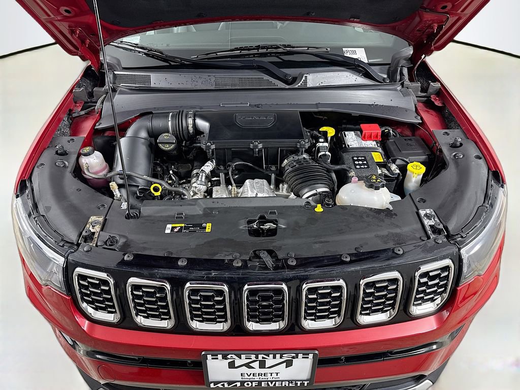 Used 2025 Jeep Compass Limited AWD/4WD image 37