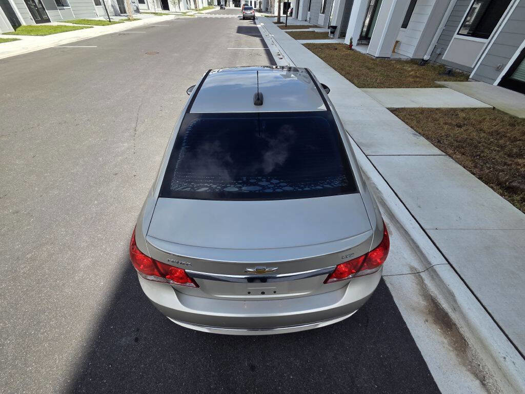 Used 2015 Chevrolet Cruze LTZ w/ Sun, Sound and Sport Package image 8