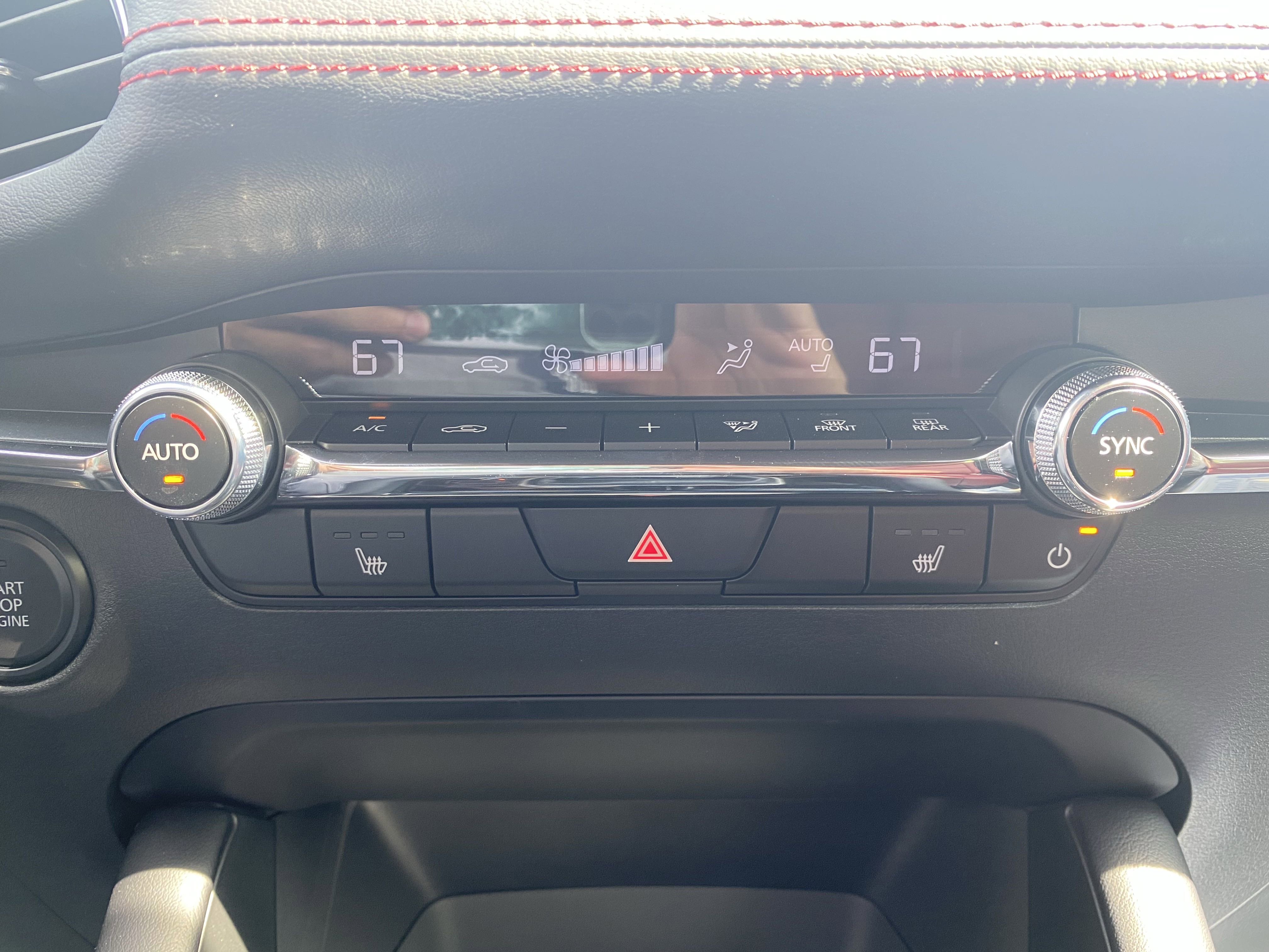 New 2025 MAZDA MAZDA3 Carbon image 13