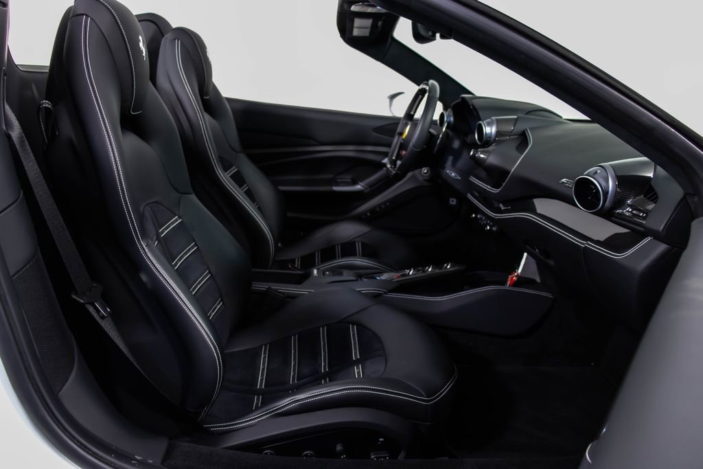 Certified 2022 Ferrari F8 Tributo image 51