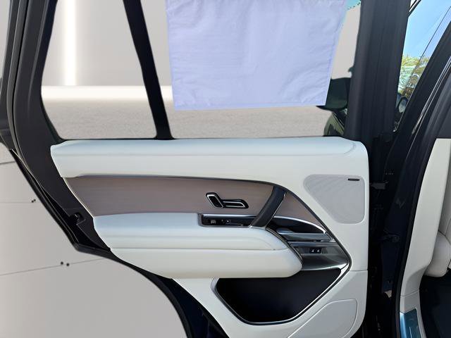 New 2026 Land Rover Range Rover SE image 25