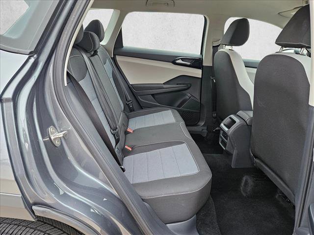 Used 2025 Volkswagen Taos S image 19