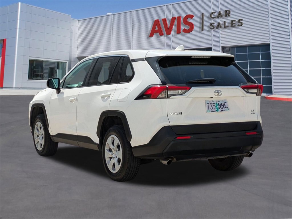 Used 2024 Toyota RAV4 LE image 9