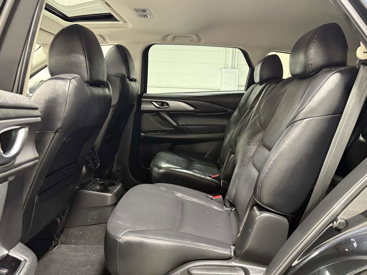 Used 2023 MAZDA CX-9 Touring Plus image 18
