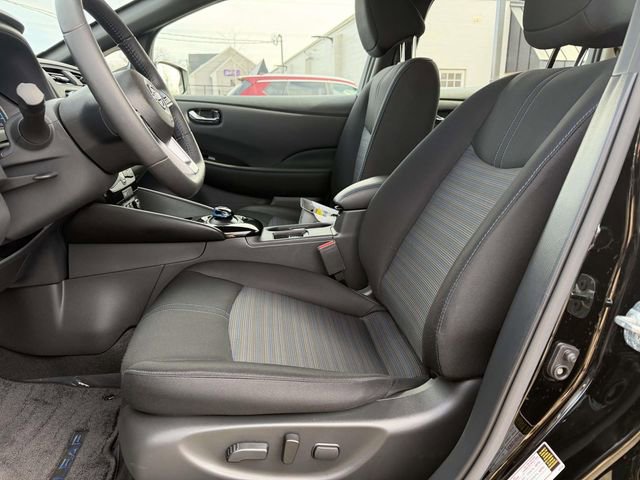 Used 2023 Nissan Leaf SV Plus image 13