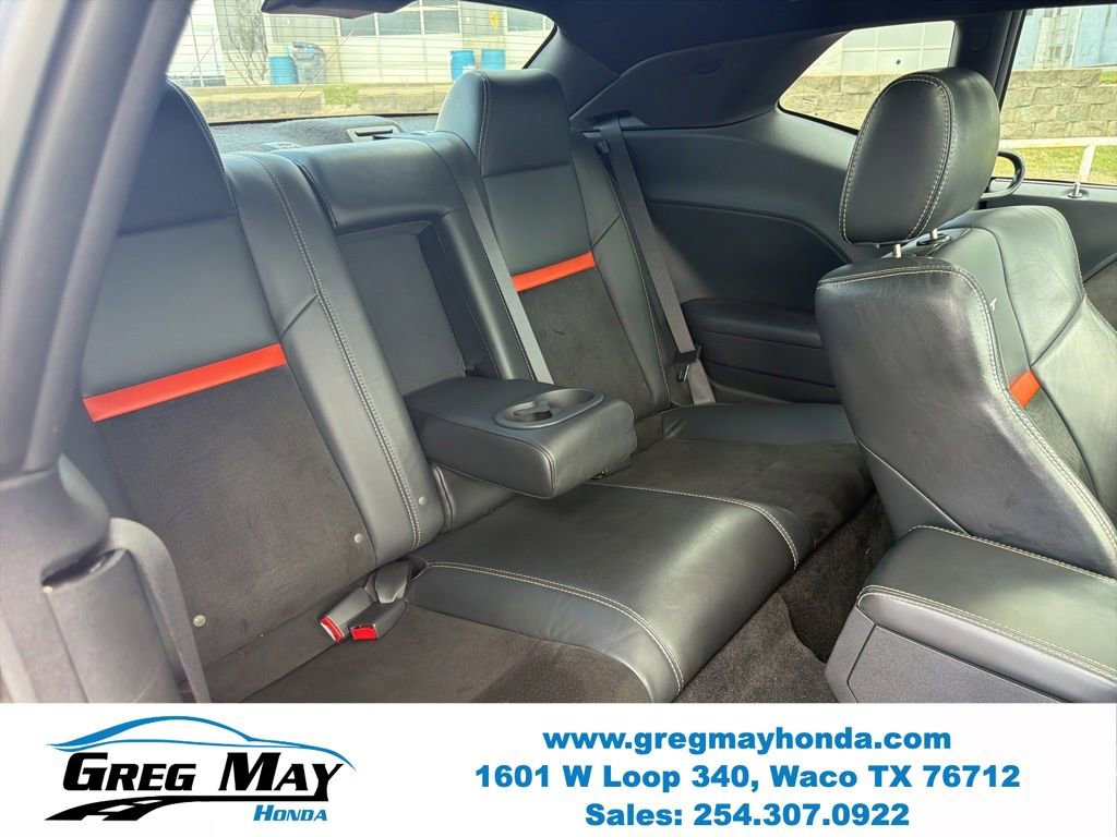 Used 2009 Dodge Challenger SRT8 w/ SRT Option Group II RWD image 28
