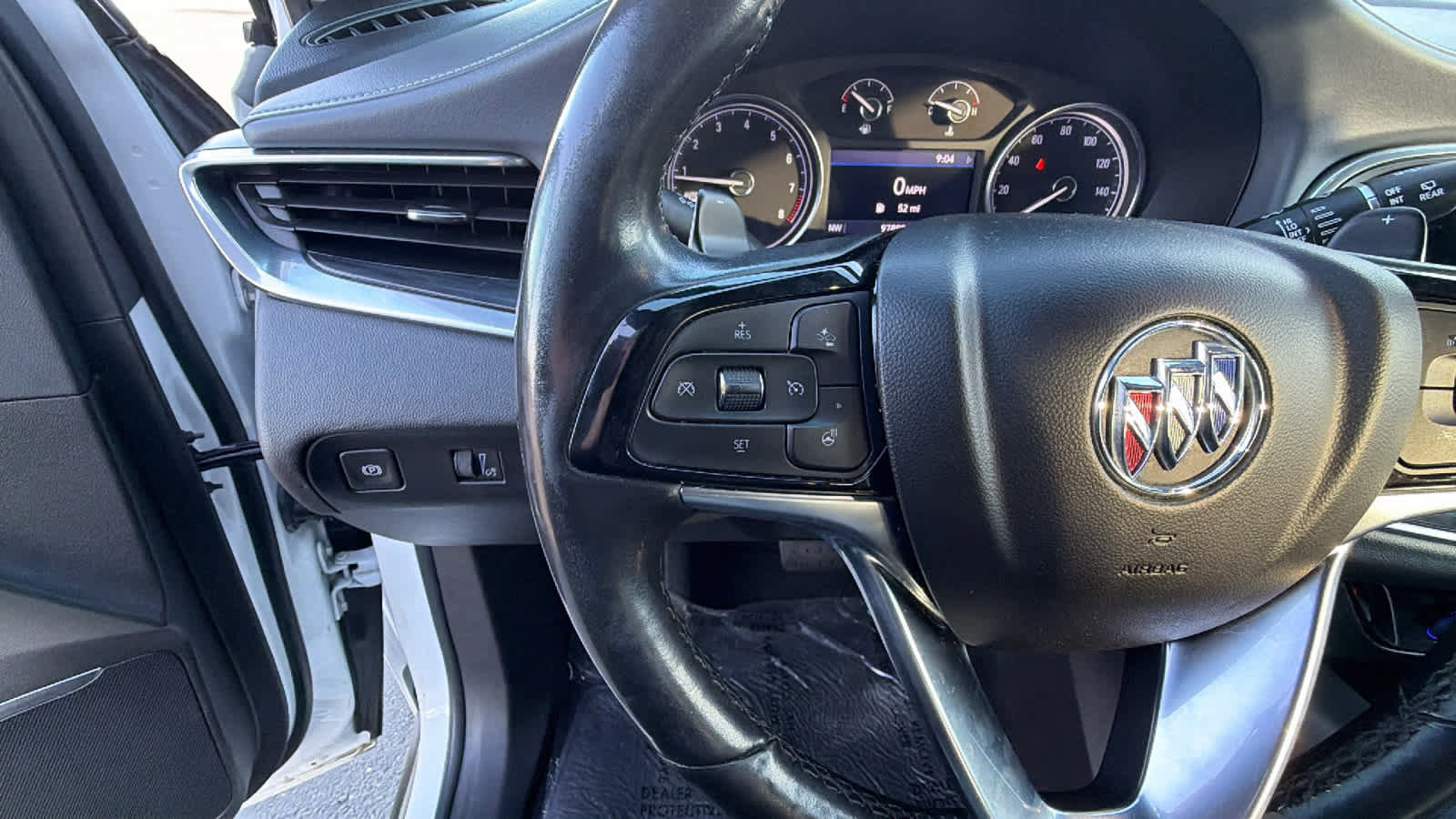 Used 2022 Buick Enclave Essence image 19