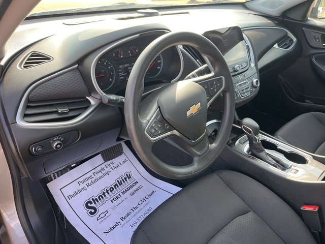 Used 2024 Chevrolet Malibu LT image 17