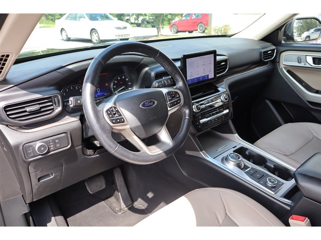 Used 2021 Ford Explorer Limited AWD/4WD image 15