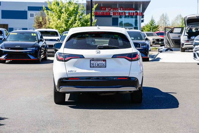 Used 2023 Honda HR-V EX-L image 4