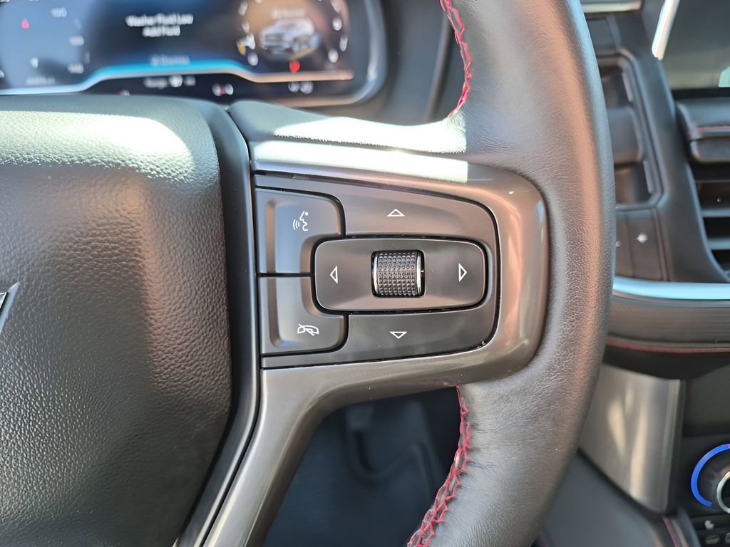 Used 2022 Chevrolet Suburban RST w/ Luxury Package RWD image 36