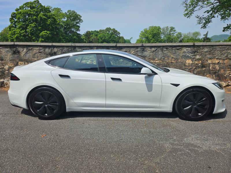 Used 2023 Tesla Model S AWD image 10