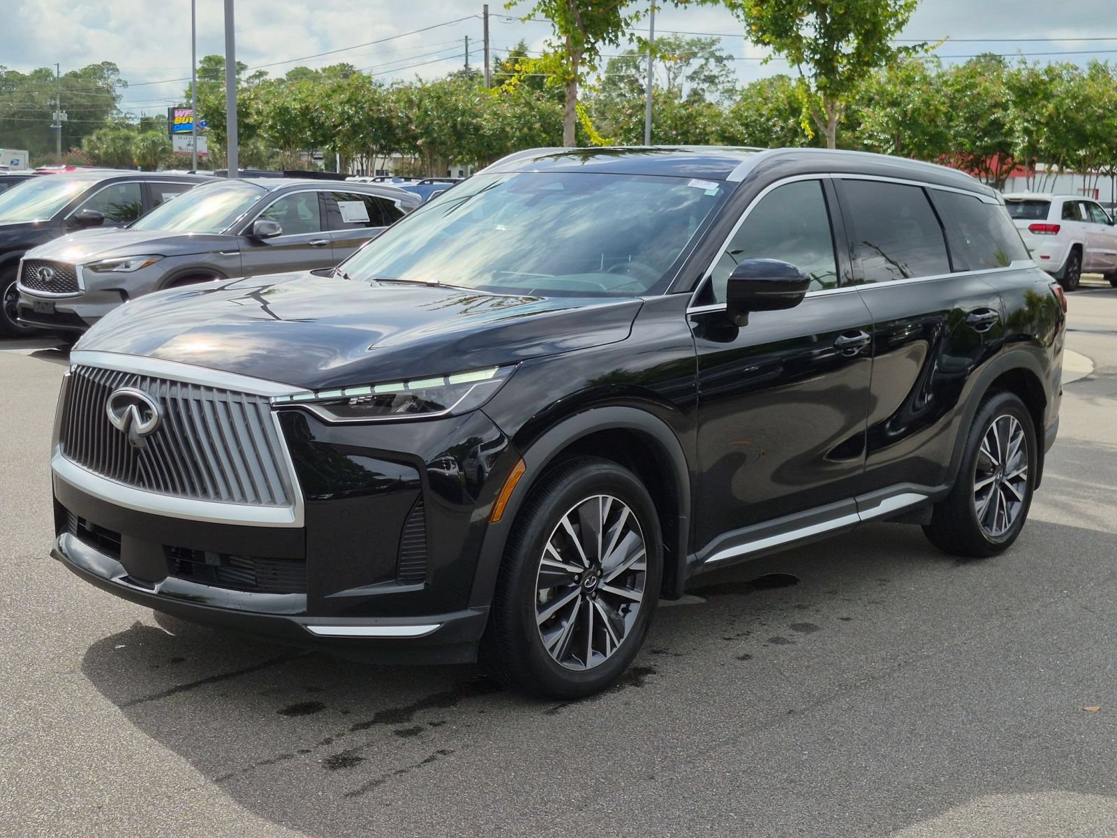 Used 2026 INFINITI QX60 Luxe w/ Cargo Package AWD/4WD image 7