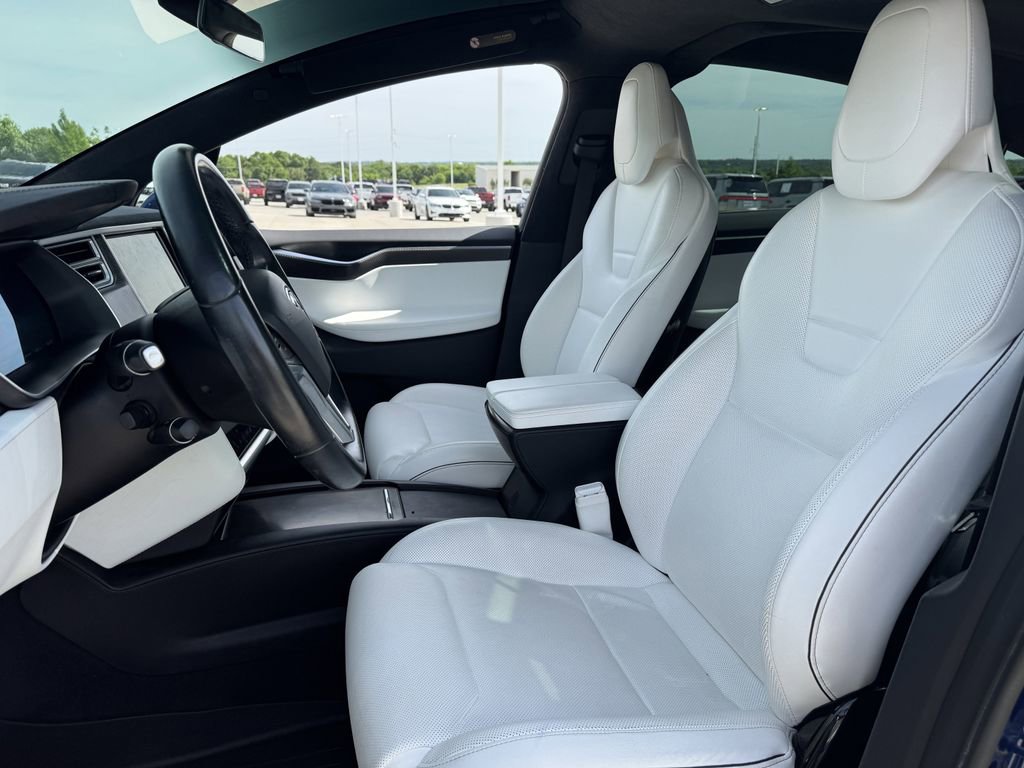 Used 2016 Tesla Model X Performance AWD/4WD image 22