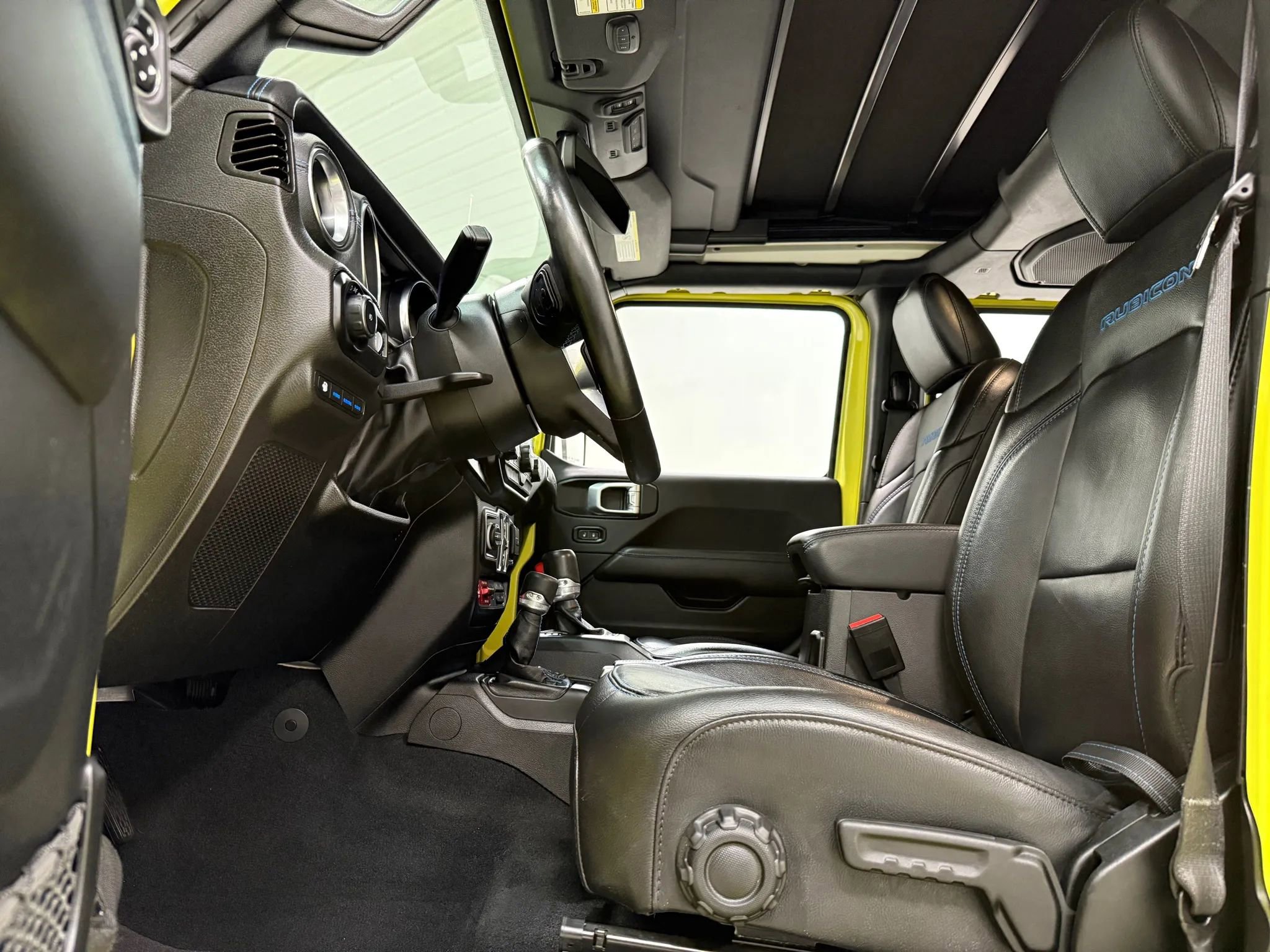 Used 2023 Jeep Wrangler Unlimited Rubicon 4xe w/ Cold Weather Group image 15