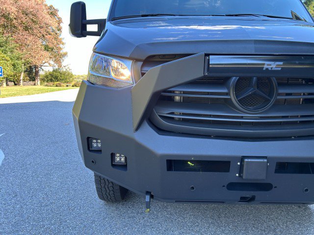 Used 2023 Mercedes-Benz Sprinter 3500 image 10