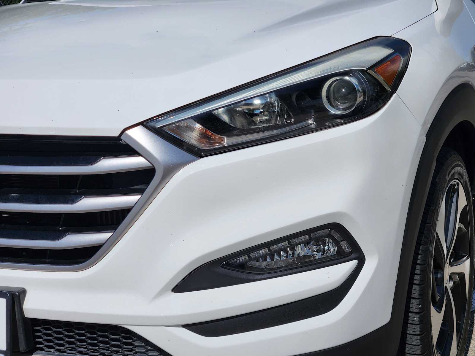 Used 2017 Hyundai Tucson Sport w/ Cargo Package AWD/4WD image 7