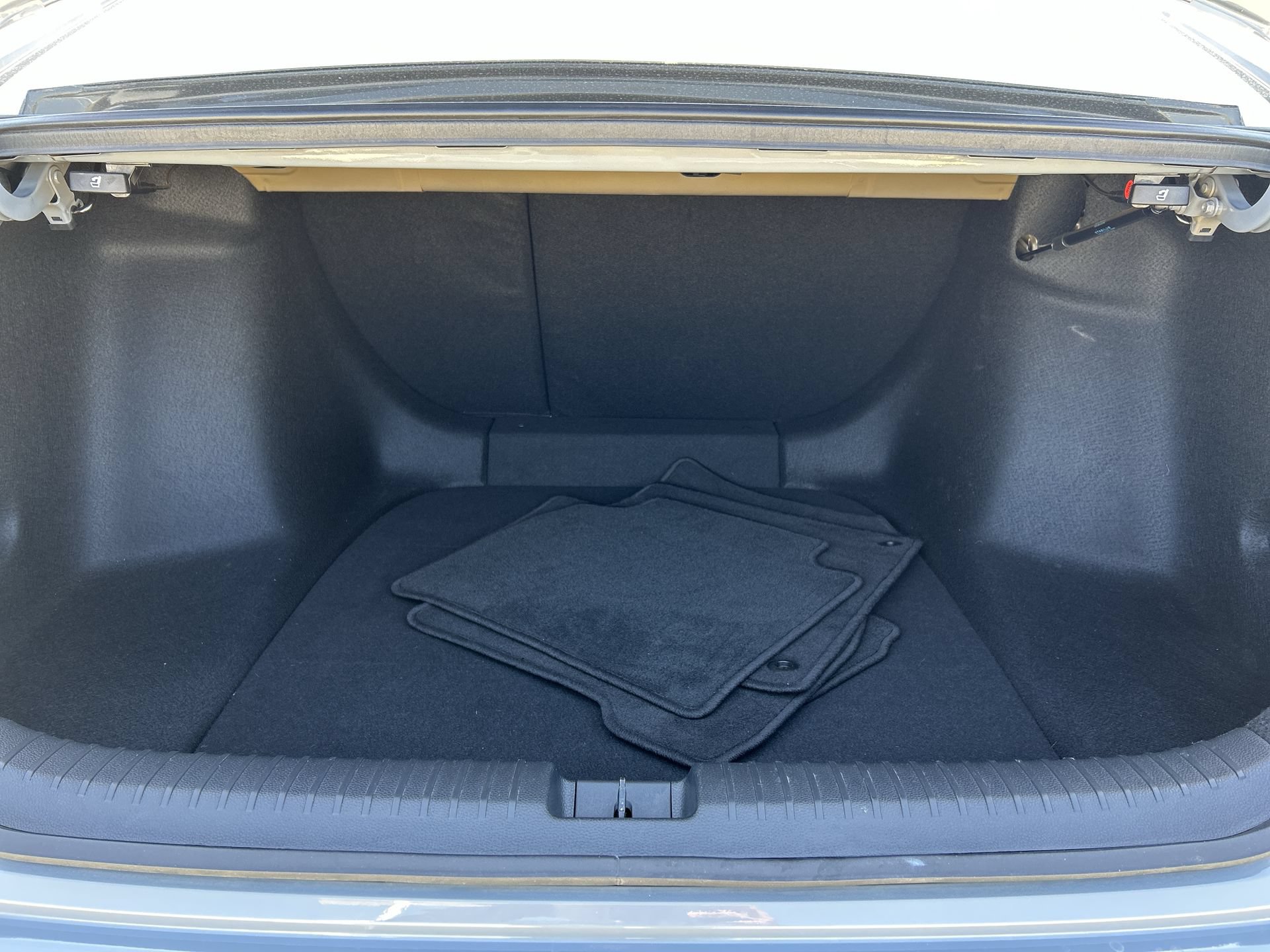 Certified 2025 Honda Accord SE image 21
