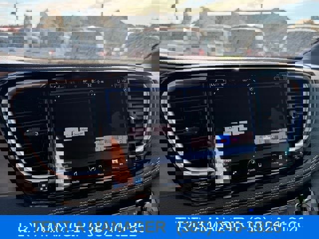 New 2026 Chrysler Pacifica Select w/ S Appearance Package image 3