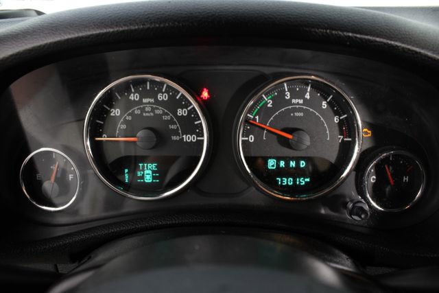 Used 2015 Jeep Wrangler Unlimited Sport image 9