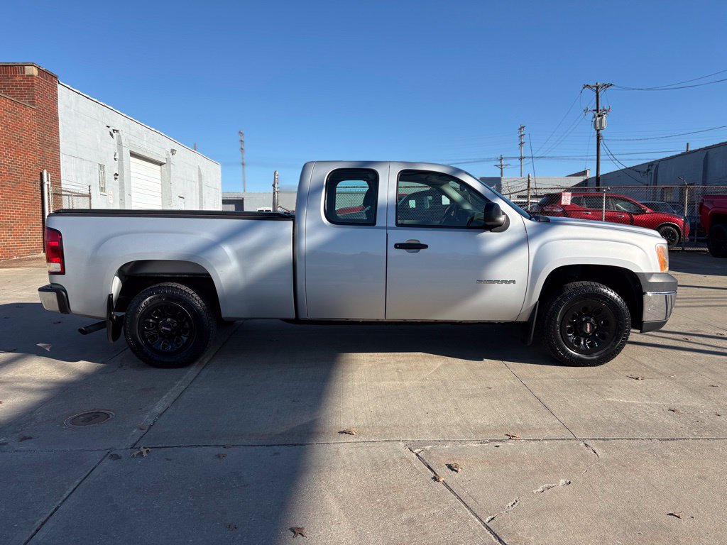 Used 2011 GMC Sierra 1500 W/T RWD image 17