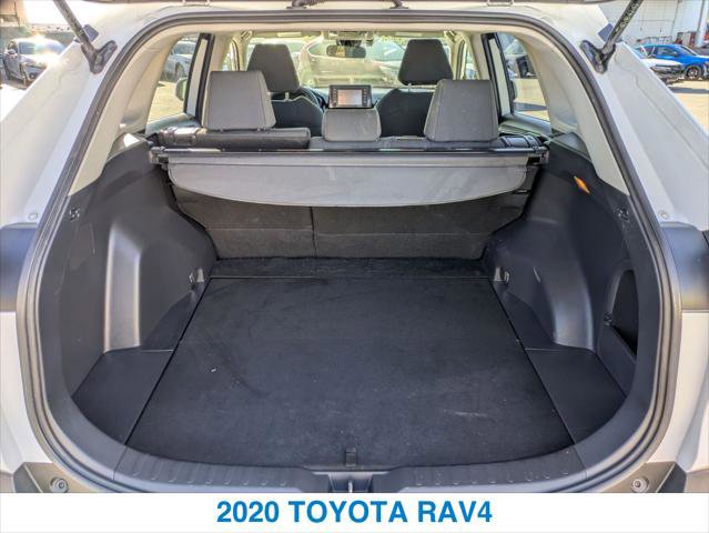 Used 2020 Toyota RAV4 LE image 23
