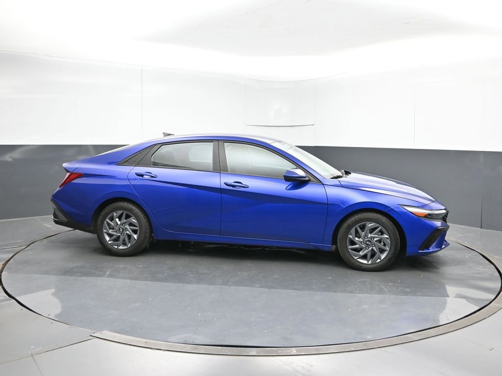 Used 2024 Hyundai Elantra SEL image 6
