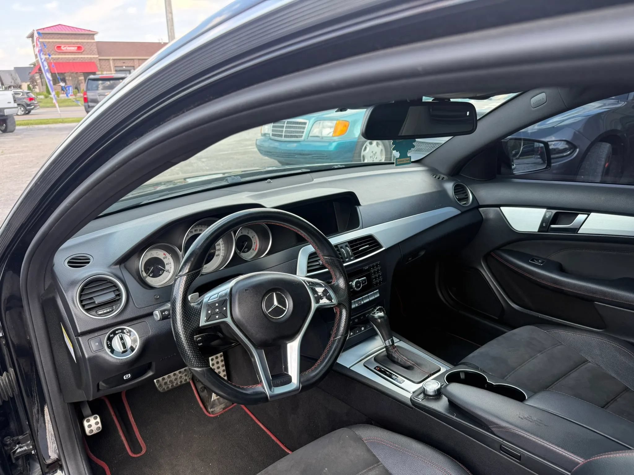 Used 2013 Mercedes-Benz C 250 Coupe image 11