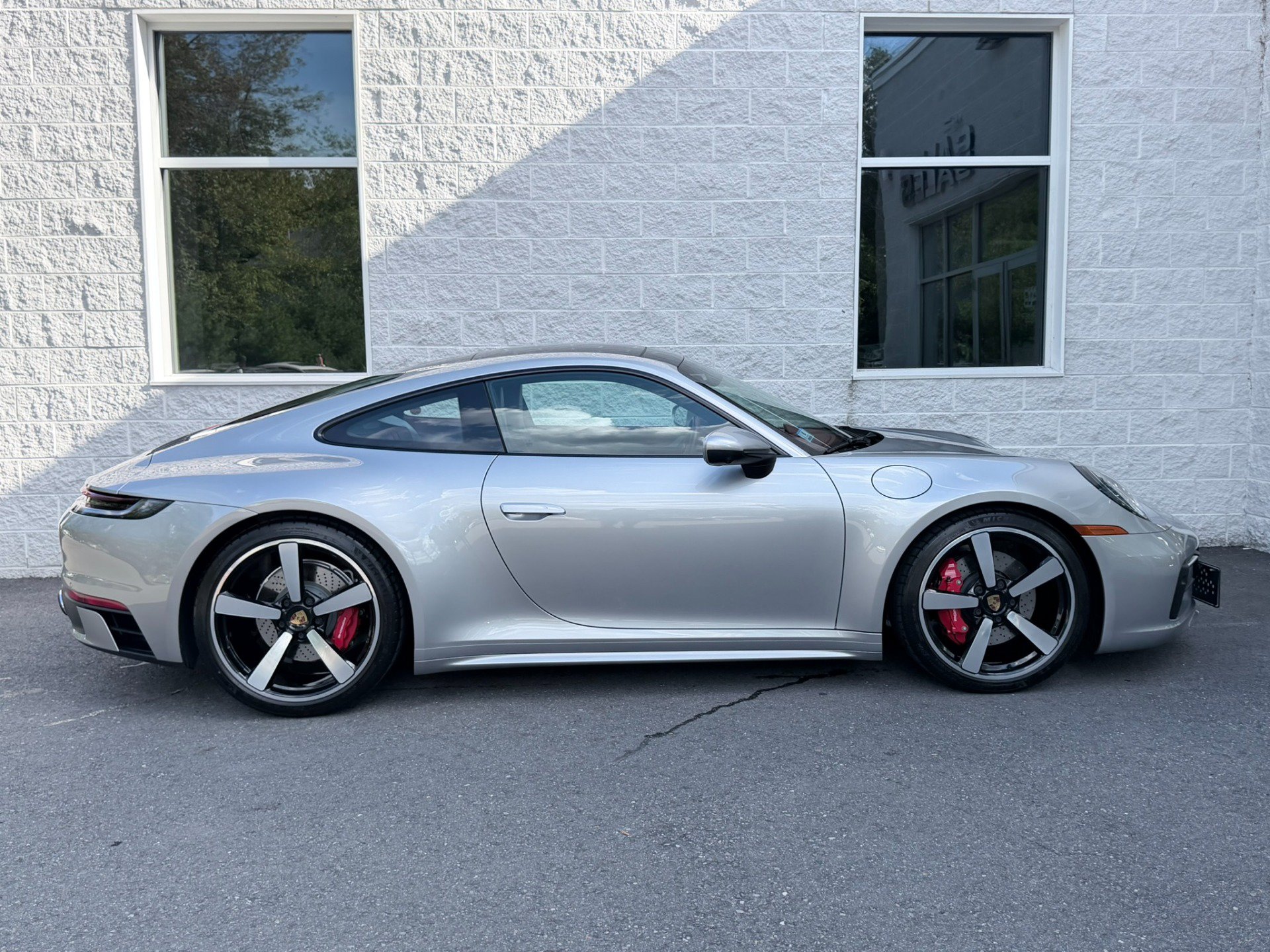 Used 2023 Porsche 911 Carrera S RWD image 46