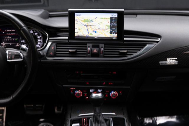 Used 2016 Audi RS 7 Prestige w/ Carbon-Optic Package image 8