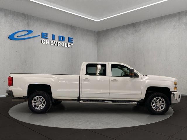 Used 2016 Chevrolet Silverado 3500 LT w/ LT Convenience Package AWD/4WD image 2