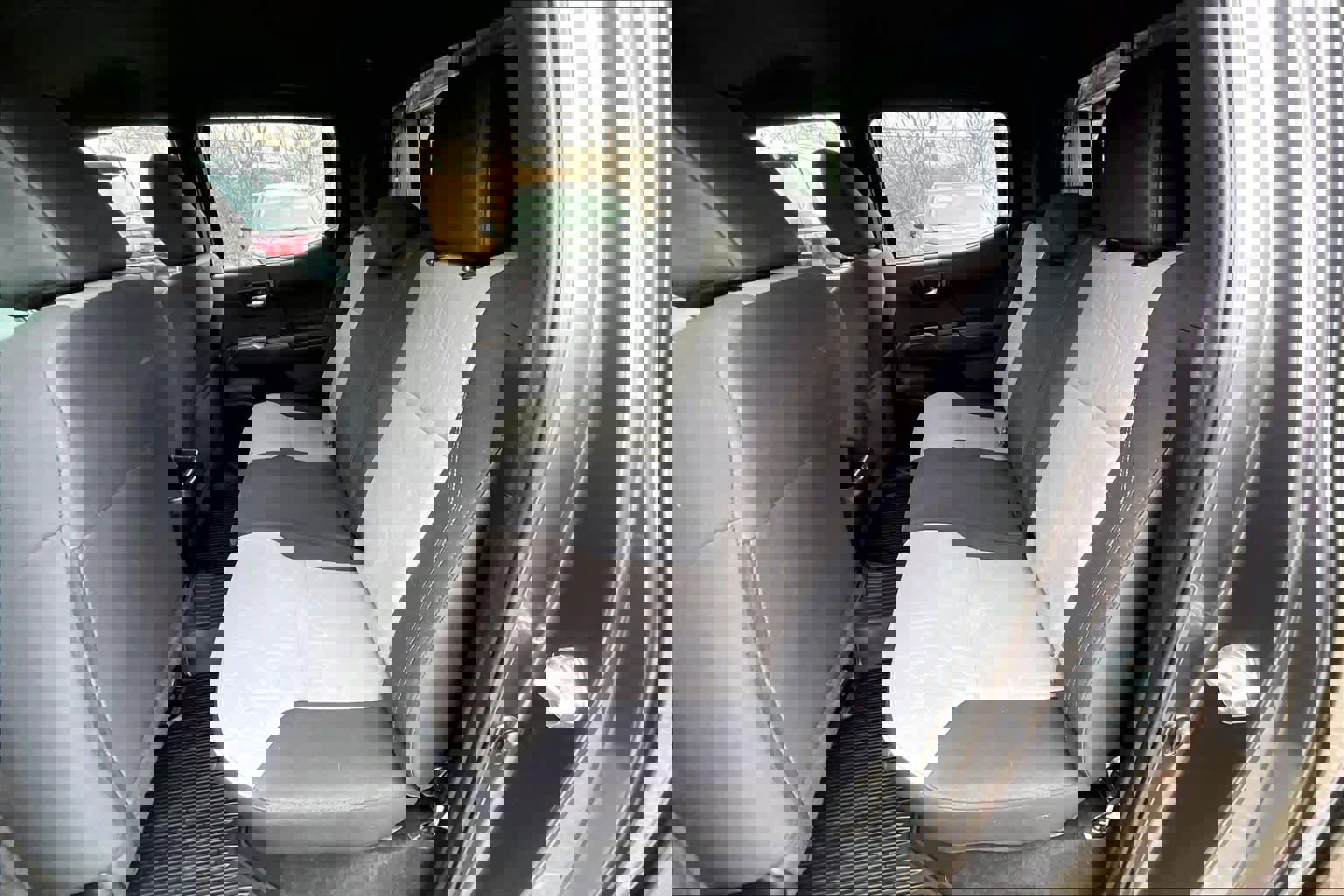 Used 2021 Toyota Tacoma TRD Sport w/ Technology Package image 19