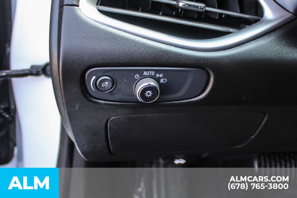 Used 2024 Chevrolet Malibu LT FWD image 29