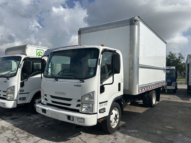 Used 2021 Isuzu NPR RWD image 7