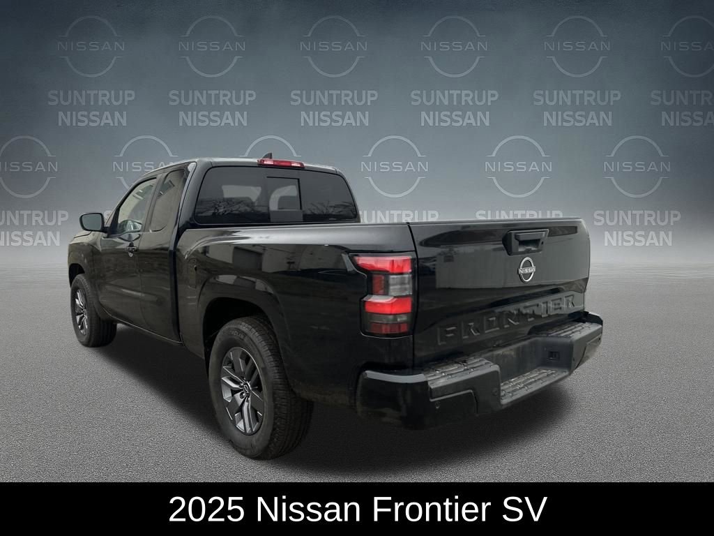 Used 2025 Nissan Frontier SV image 3