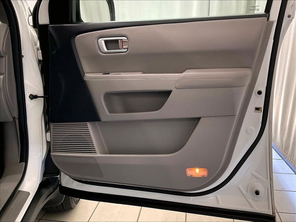 Used 2014 Honda Pilot EX-L image 12
