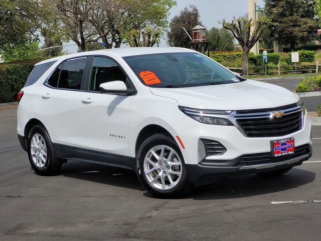 Used 2024 Chevrolet Equinox LT image 2