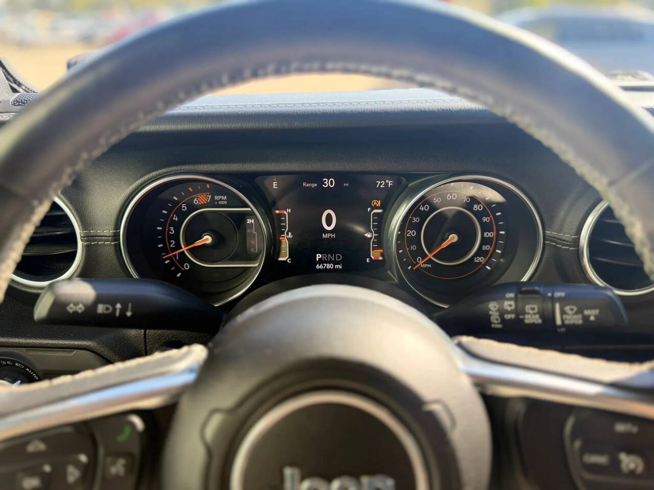 Used 2018 Jeep Wrangler Unlimited Sahara AWD/4WD image 22