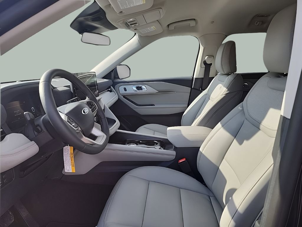 New 2026 Ford Explorer Active w/ Active Comfort Package image 22