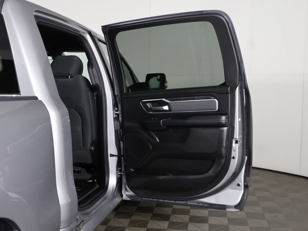 Used 2022 RAM 1500 Big Horn AWD/4WD image 19