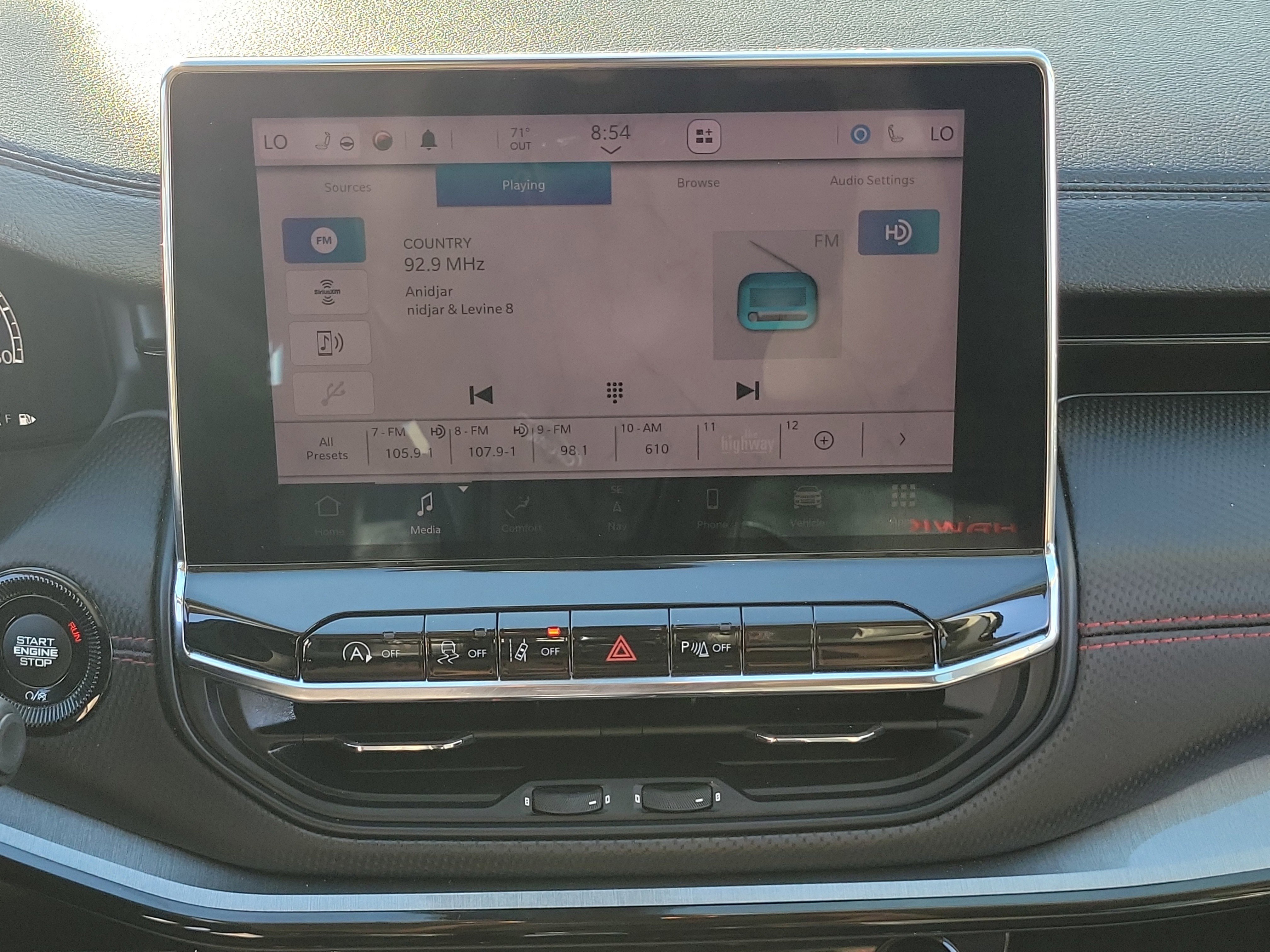 Used 2022 Jeep Compass Trailhawk w/ Trailhawk Elite Group image 17