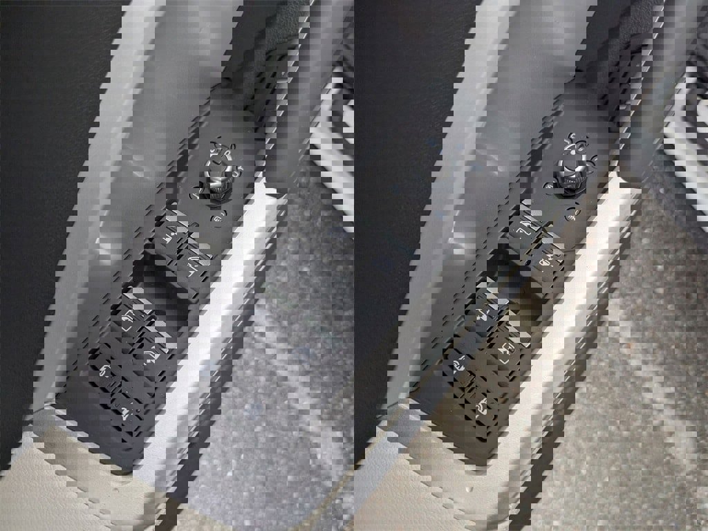 New 2025 Audi Q3 2.0T Premium image 12