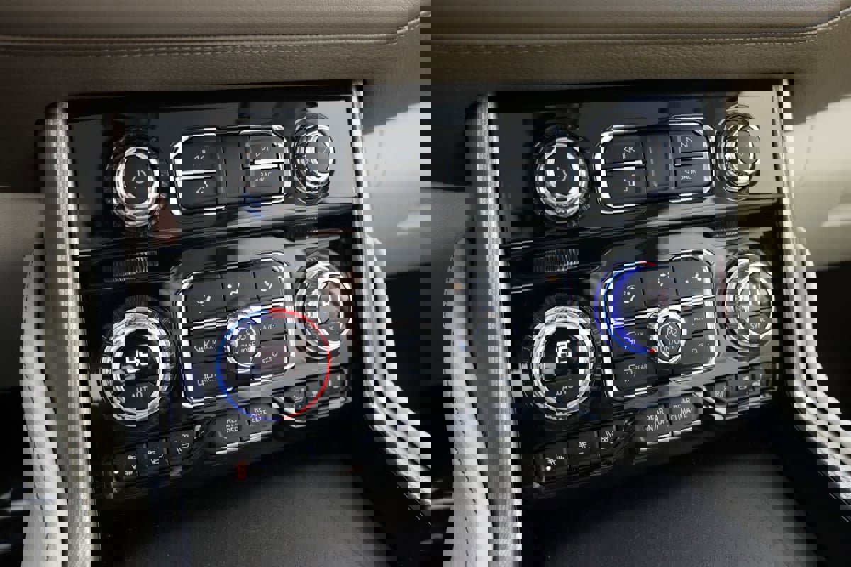 Used 2023 GMC Yukon XL Denali w/ LPO, Floor Liner Package image 32