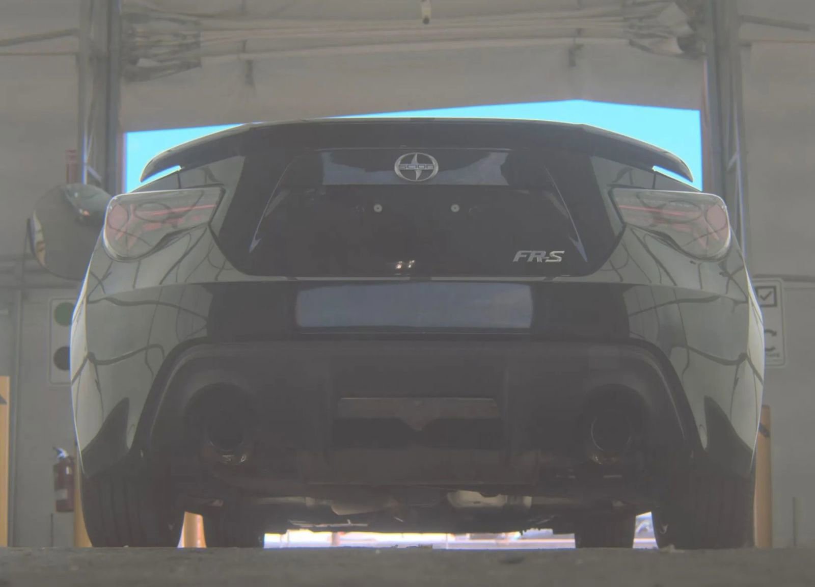 Used 2016 Scion FR-S RWD image 4